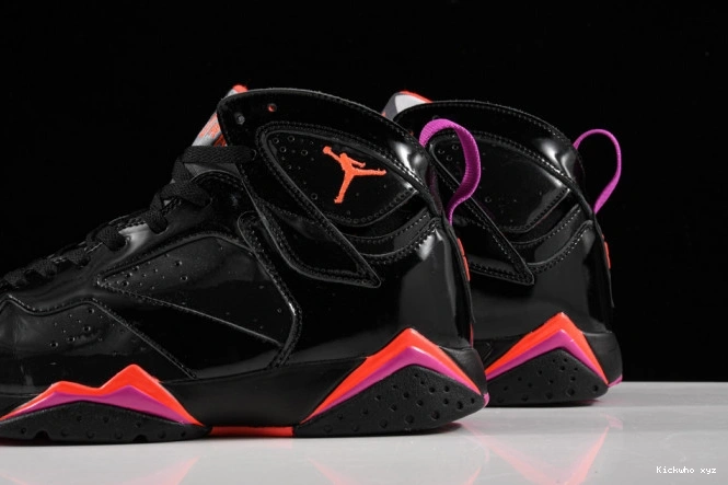 313358-006 Air 7 Retro Black Jordan Patent 0701